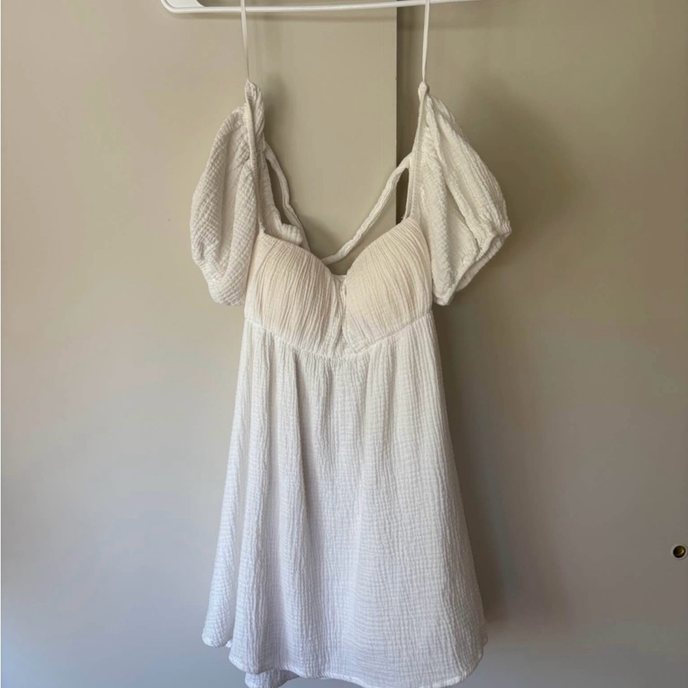 Princess Polly Cream Off-Shoulder Top